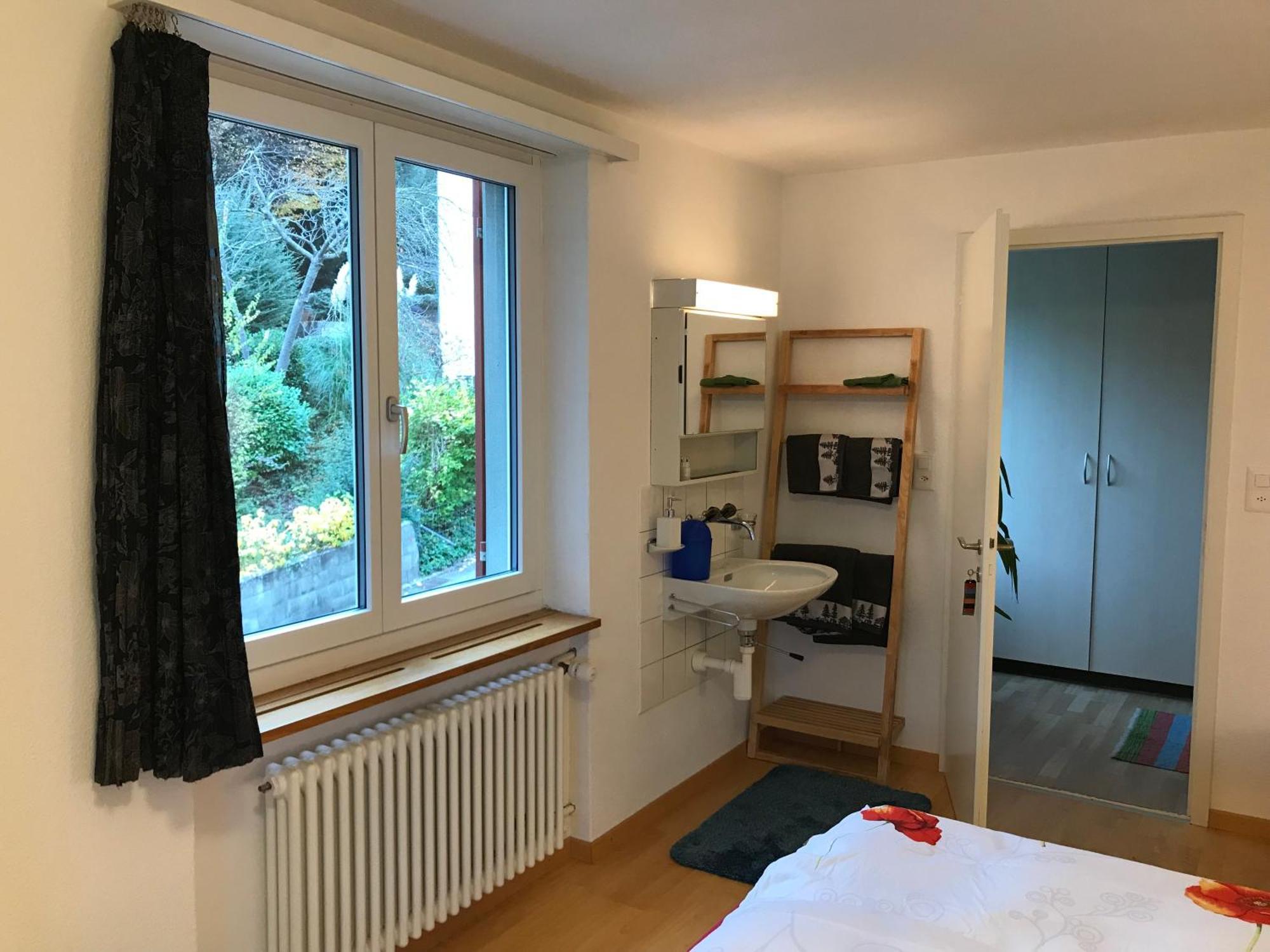 Guest Room Zollikon Zuerich מראה חיצוני תמונה